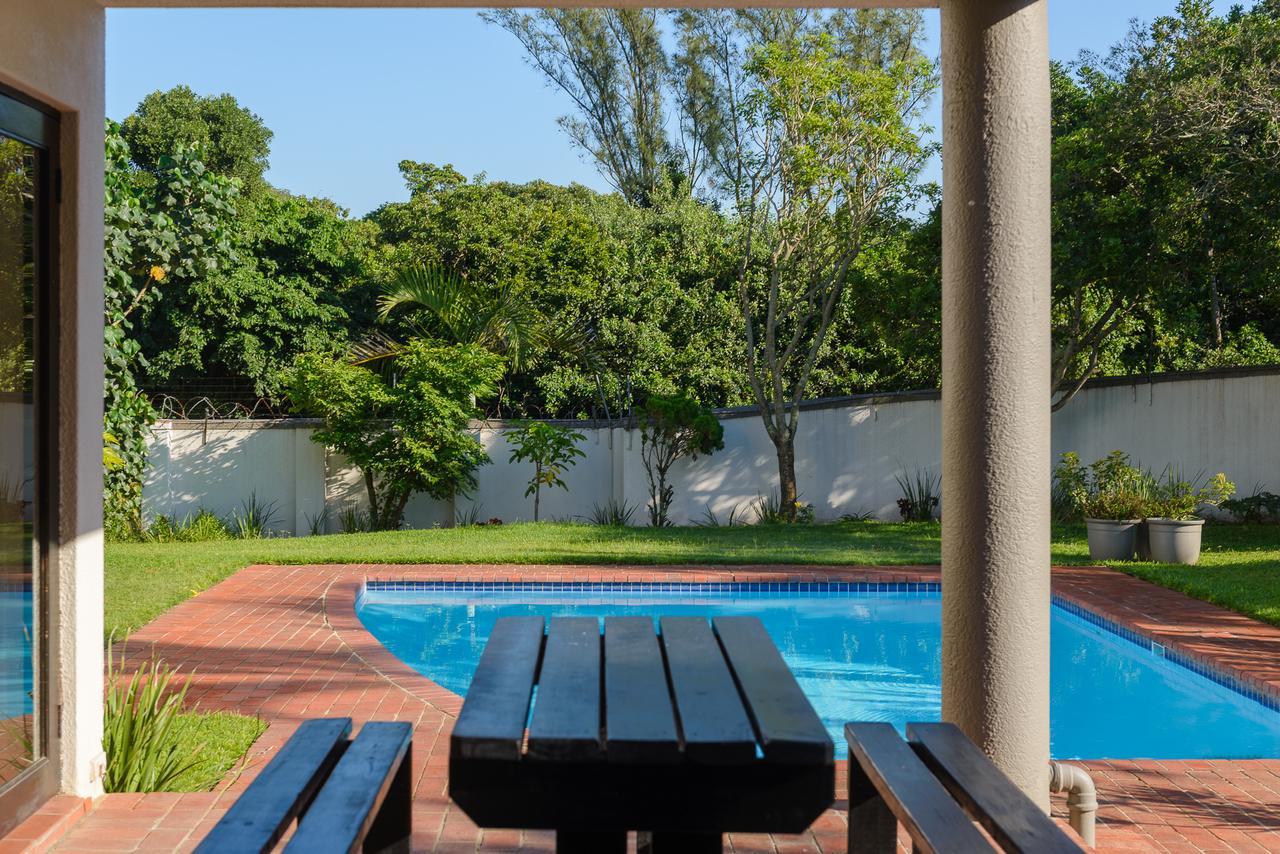 The Cascades Apartment Umdloti Luaran gambar